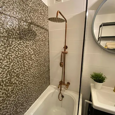 Loft2 X Ker * Budapest
